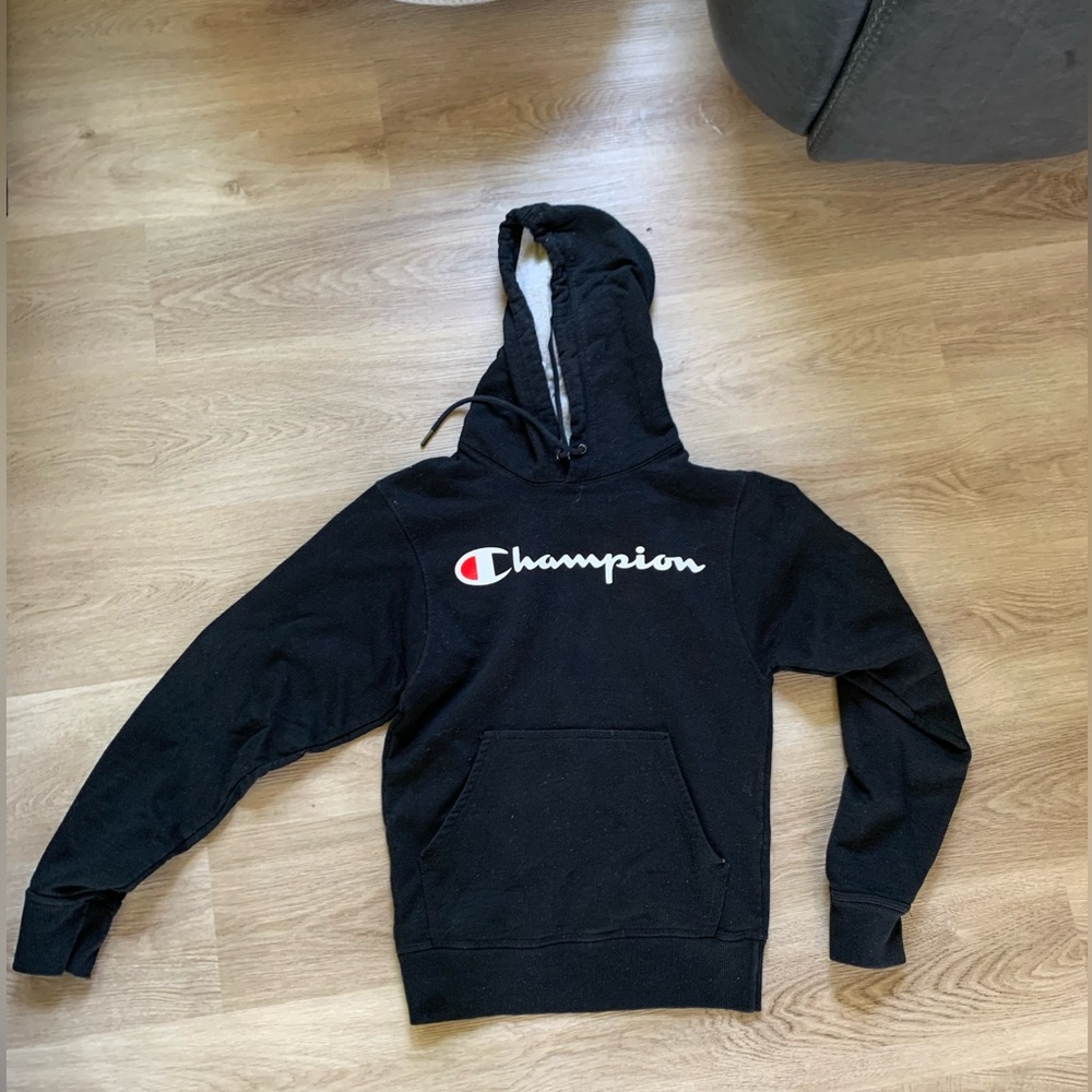 Black champion hoodie